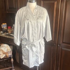 Vintage Diana Sz M Robe & Short Set Grey Hand Embroidered Trim GVC